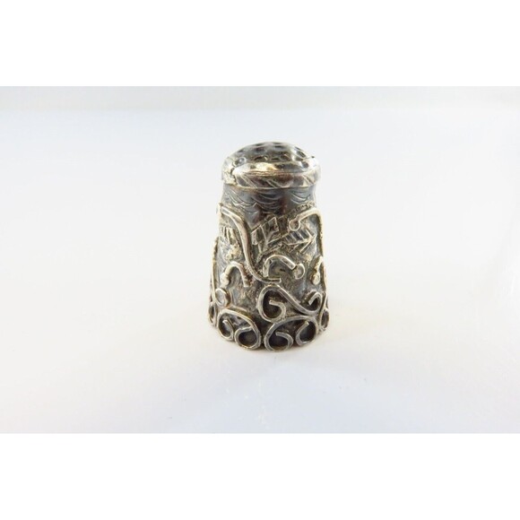 Vintage Sterling Silver Thimble Taxco Mexico JGH Fancy Design Size 8 - Picture 3 of 7